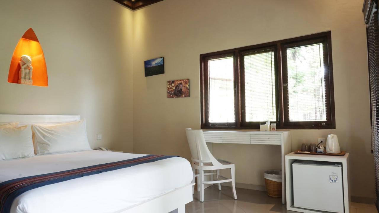 Puri Rinjani Bungalows & Hostel Kuta  Eksteriør bilde