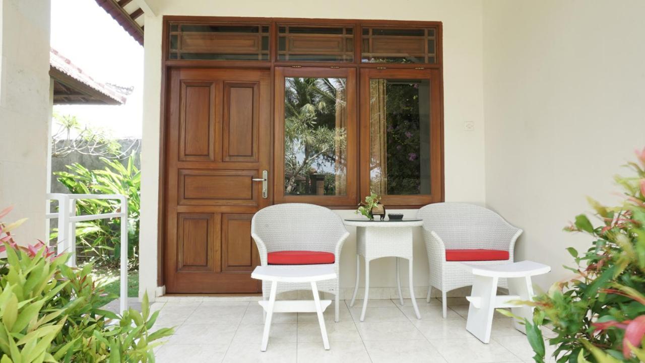 Puri Rinjani Bungalows & Hostel Kuta  Eksteriør bilde