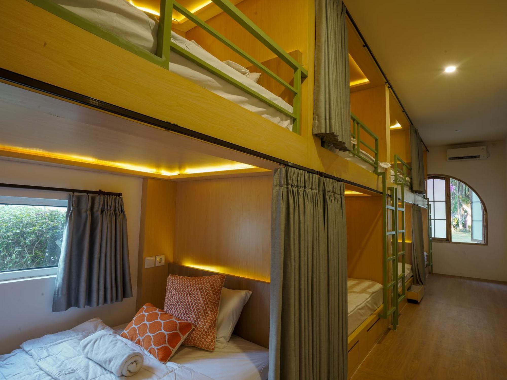 Puri Rinjani Bungalows & Hostel Kuta  Eksteriør bilde
