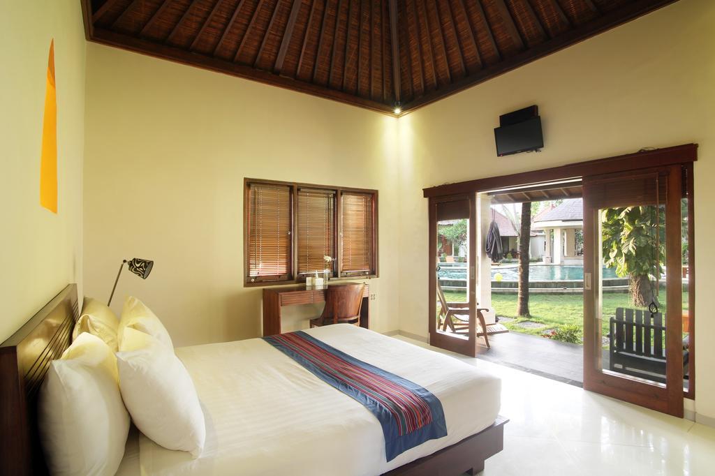 Puri Rinjani Bungalows & Hostel Kuta  Eksteriør bilde